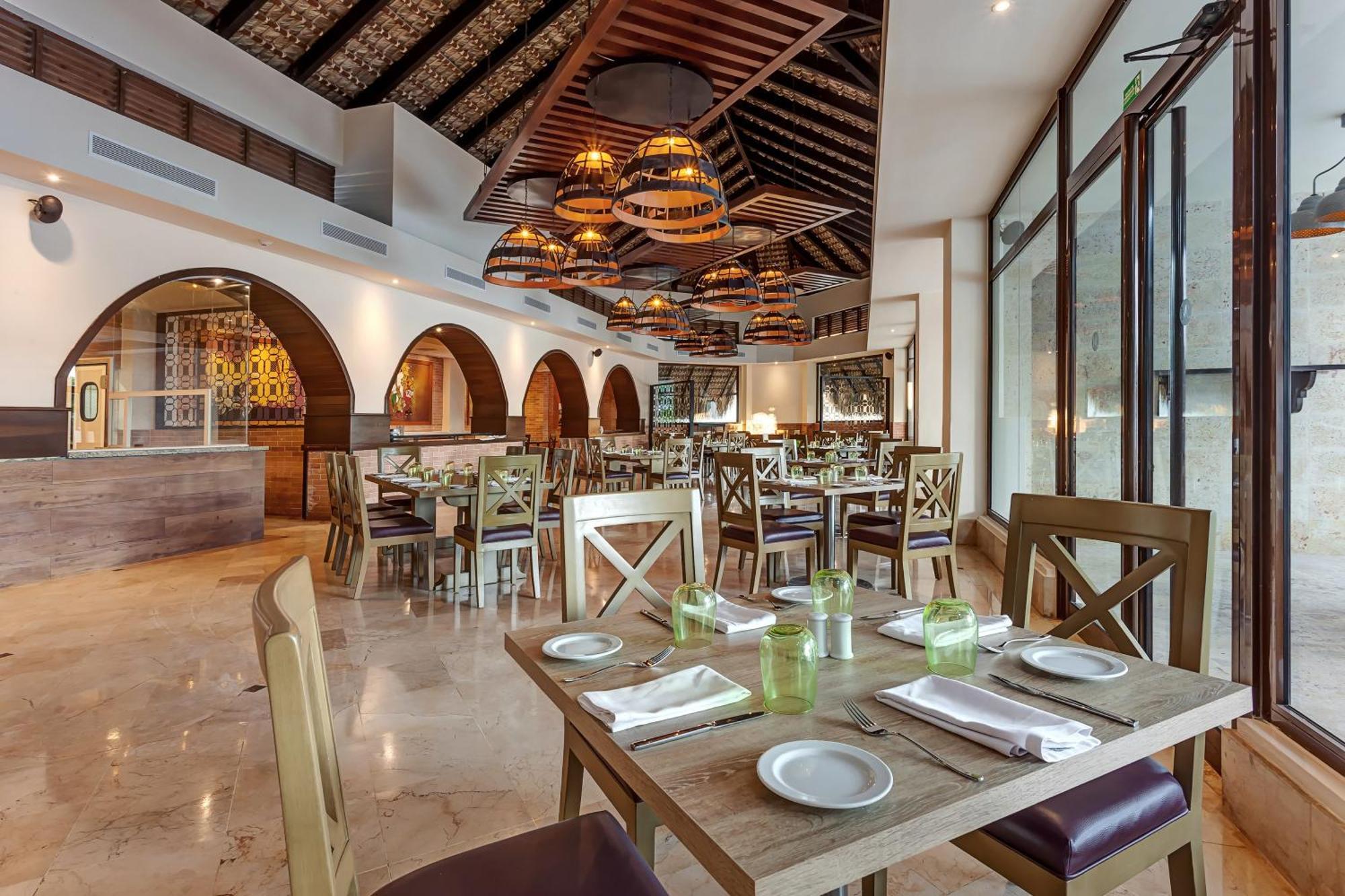 Royalton Splash Punta Cana, An Autograph Collection All-Inclusive Resort & Casino מראה חיצוני תמונה